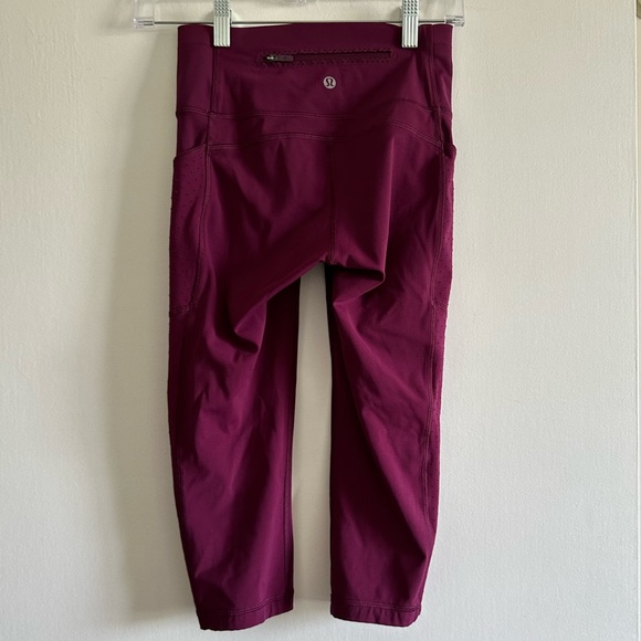 Lululemon Athletica Marvel Dark Pink Mind Over Miles Crop 17” Leggings size 4 - Picture 13 of 16